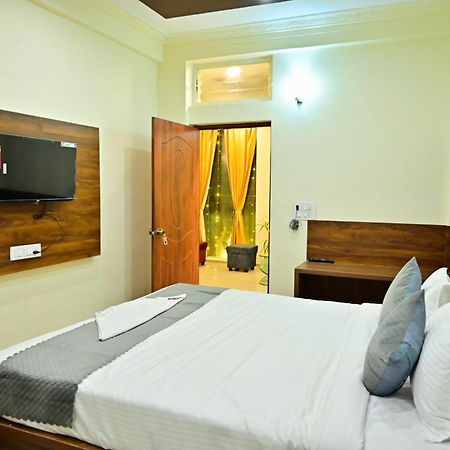 Hotel Boss Palace Mysore Exterior photo