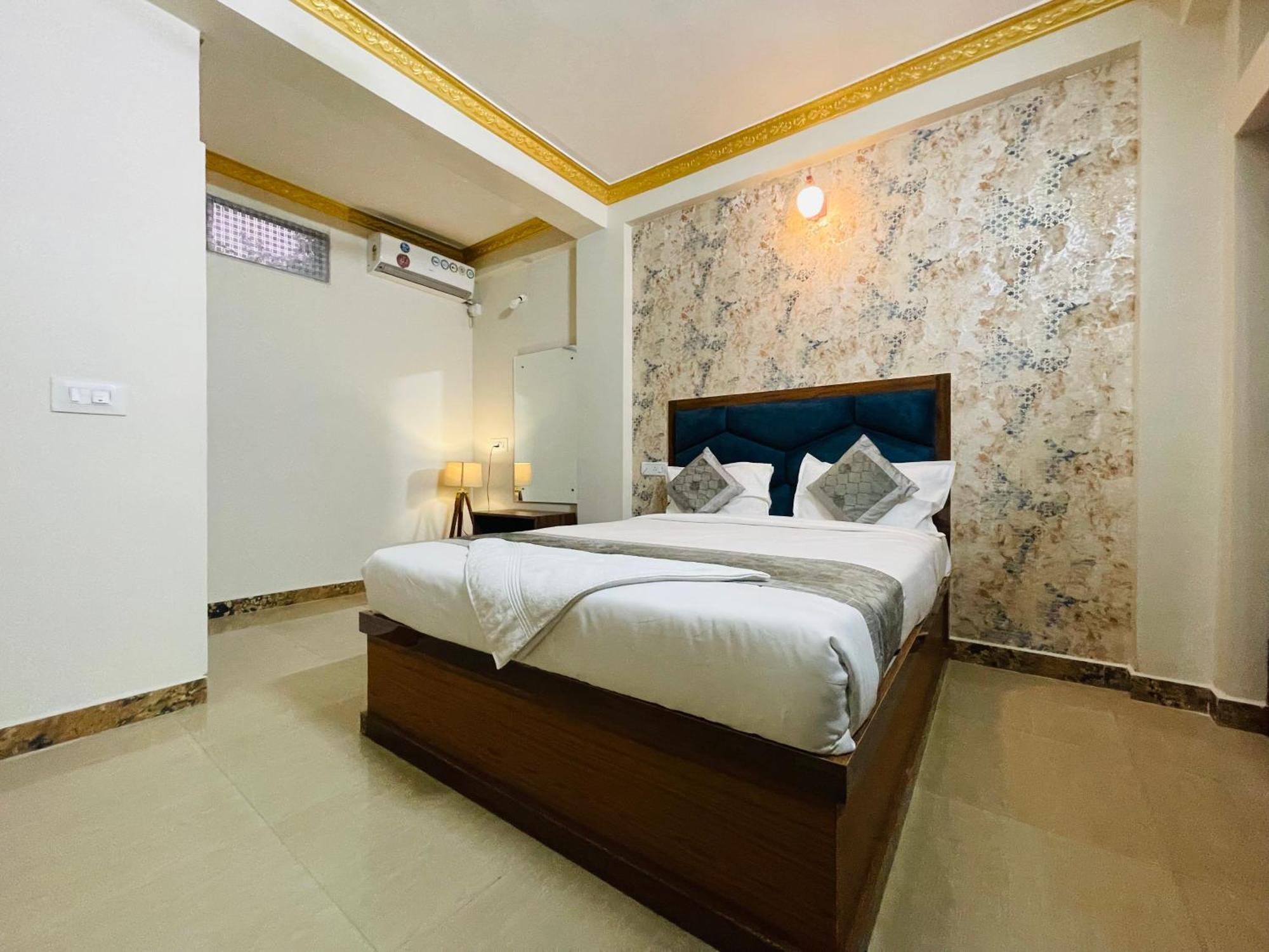 Hotel Boss Palace Mysore Exterior photo