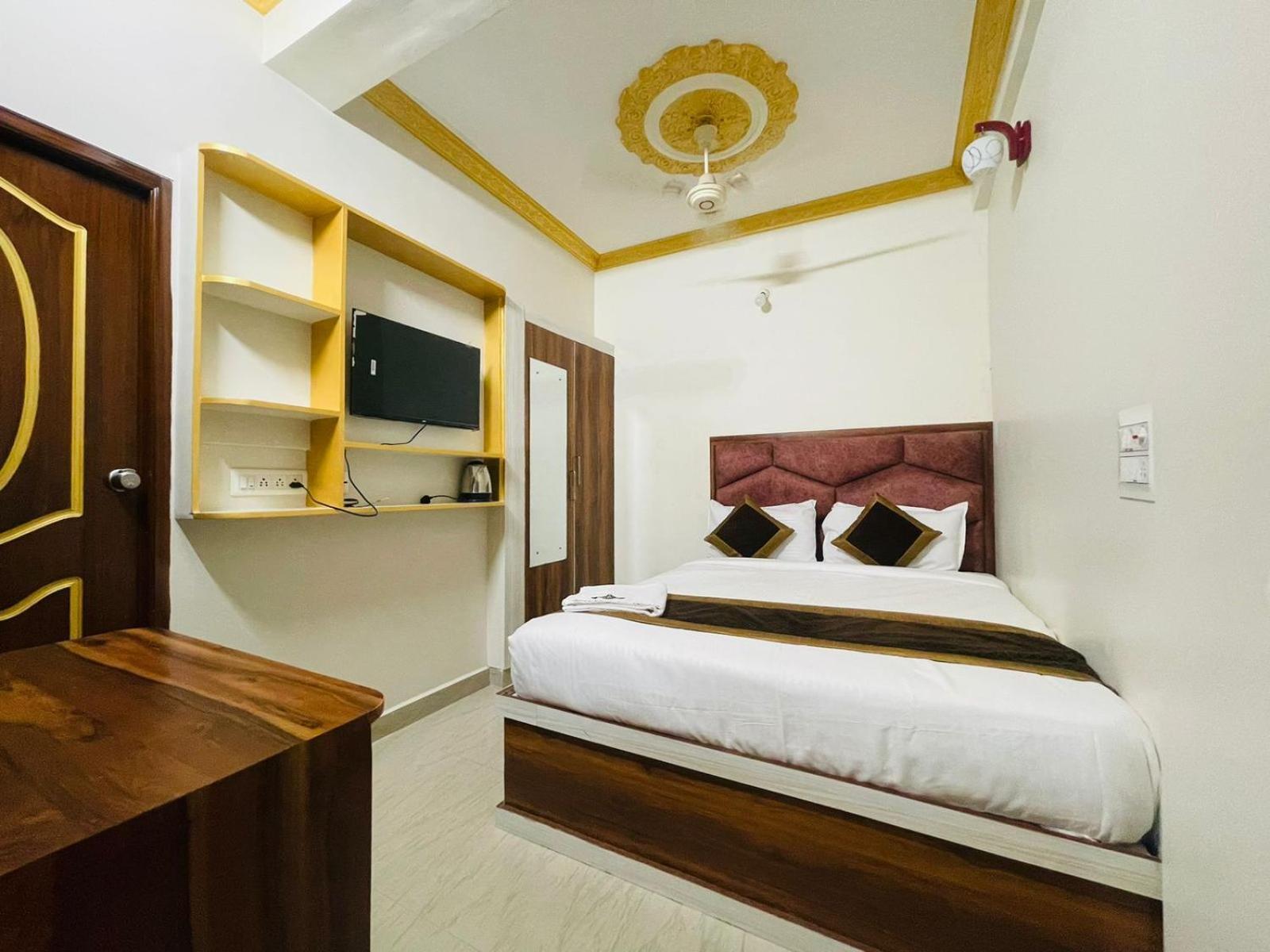 Hotel Boss Palace Mysore Exterior photo