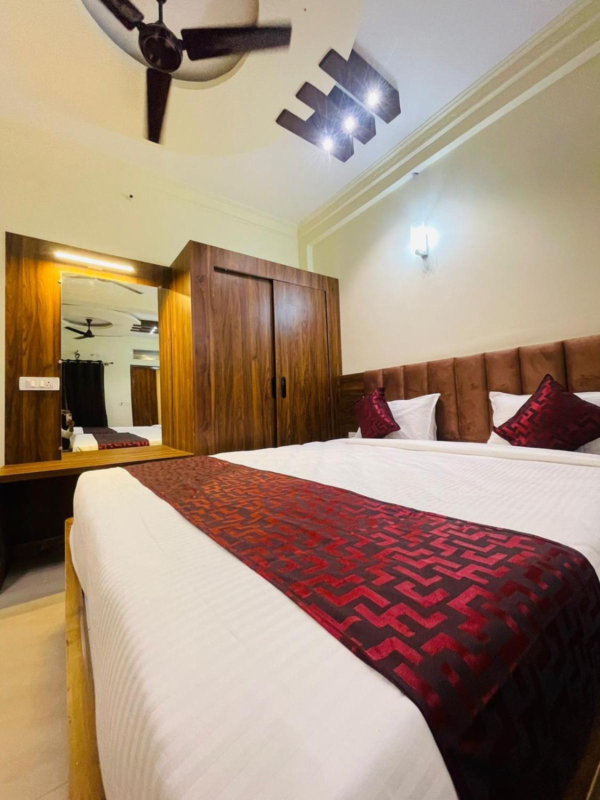 Hotel Boss Palace Mysore Exterior photo