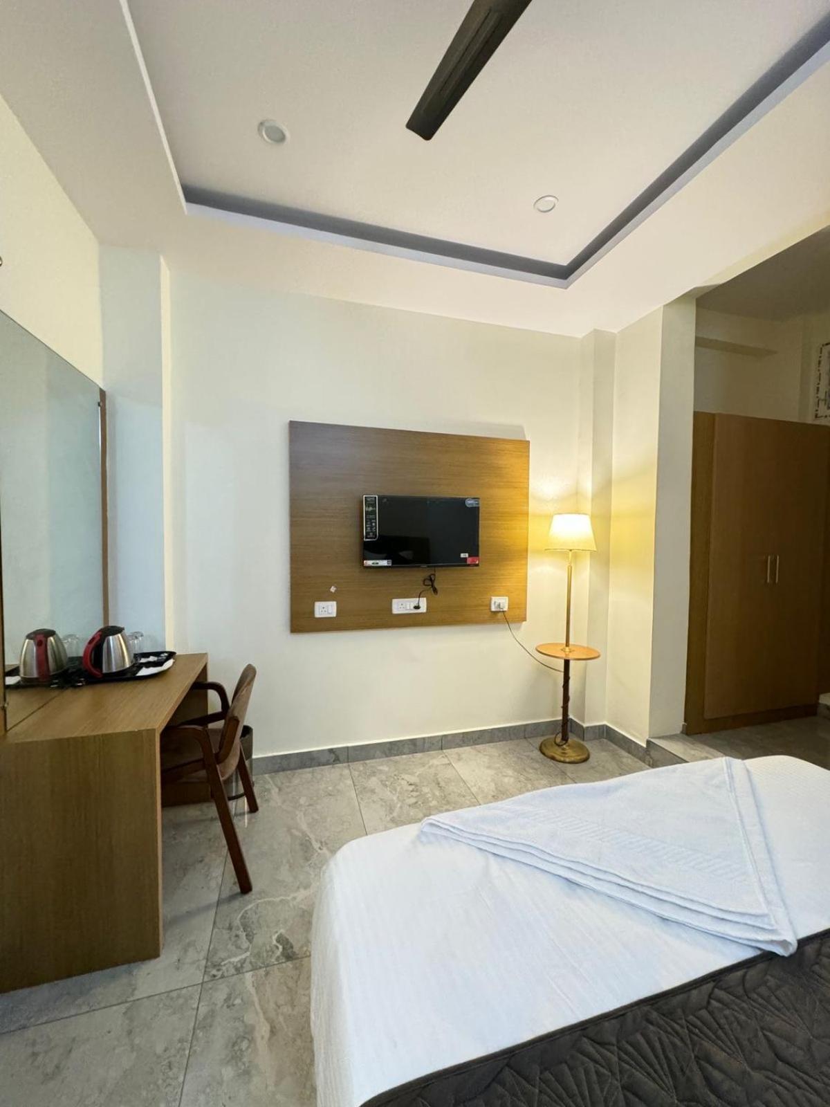 Hotel Boss Palace Mysore Exterior photo